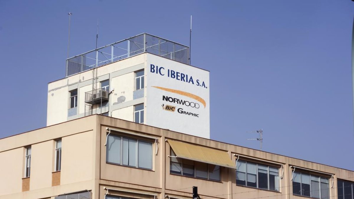 BIC Graphic