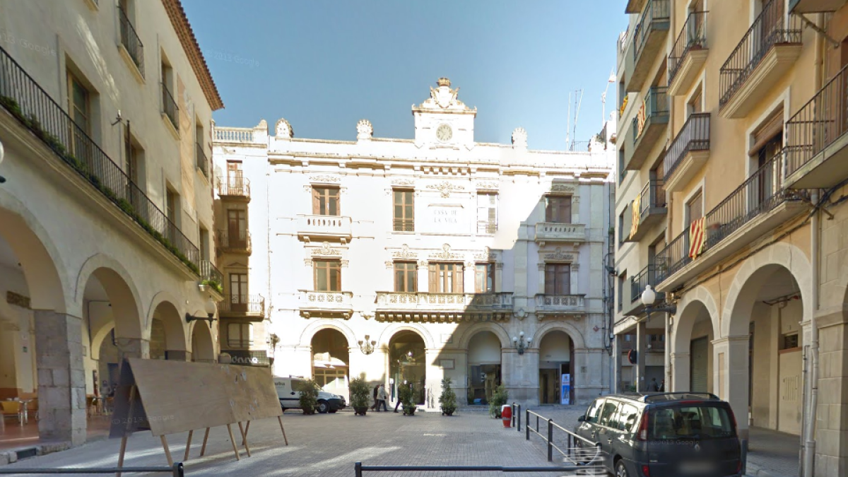 Valls organitza una recollida de bombetes led contra la pobresa energètica