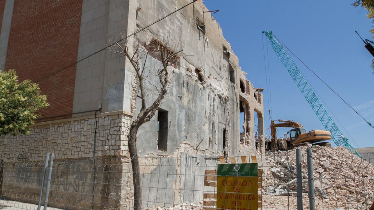 Els veïns de la Sedera reclamen més seguretat i pateixen per la seva casa