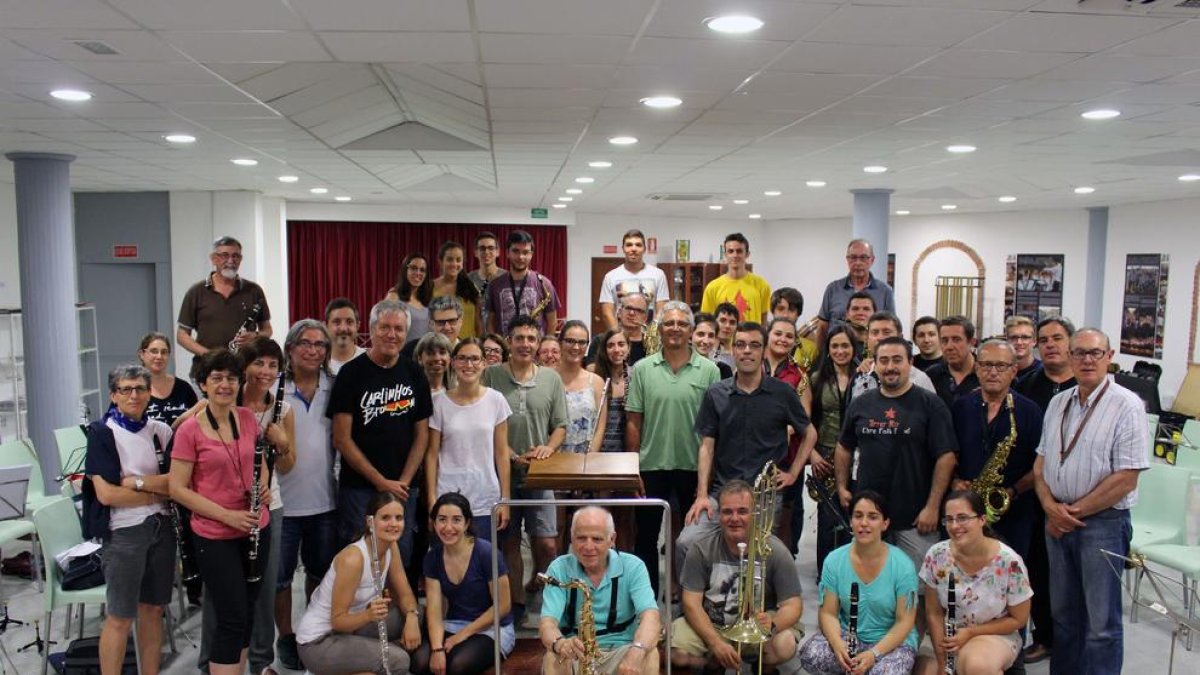 De Love of Lesbian al Folklore Simfònic