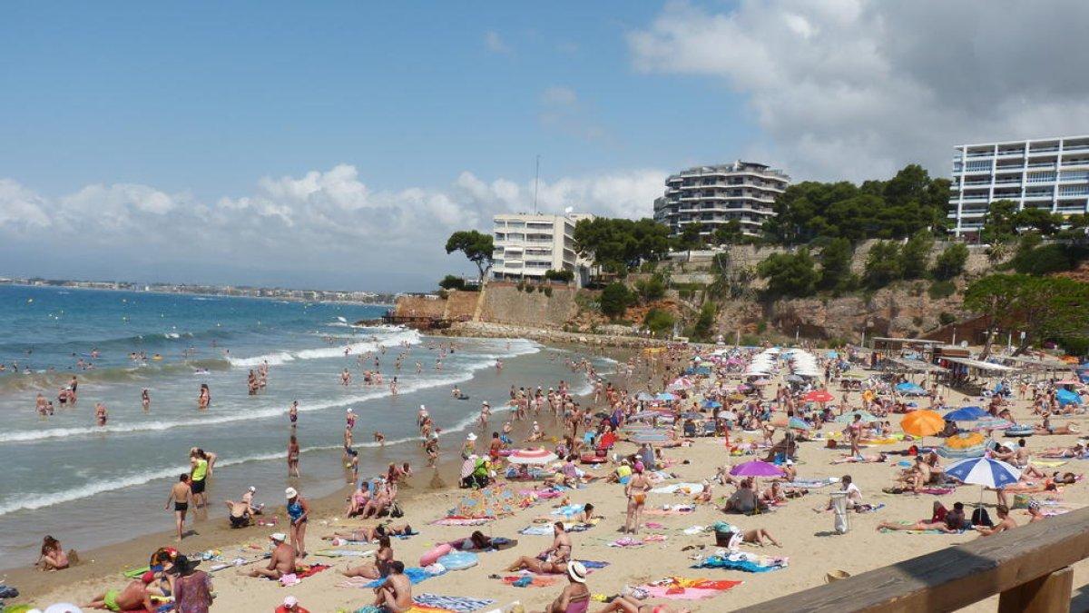 Salou amplia els punts de wifi pública per donar cobertura les principals platges