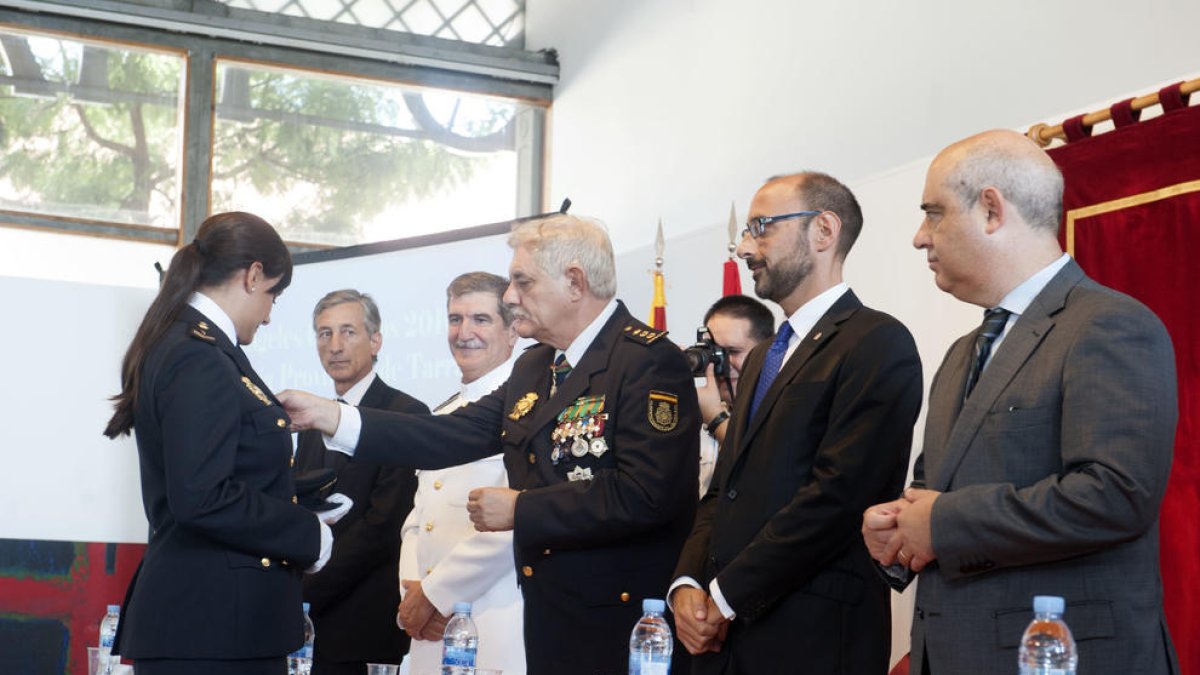 El Día de la Policía distingue a 25 funcionarios del cuerpo en Tarragona