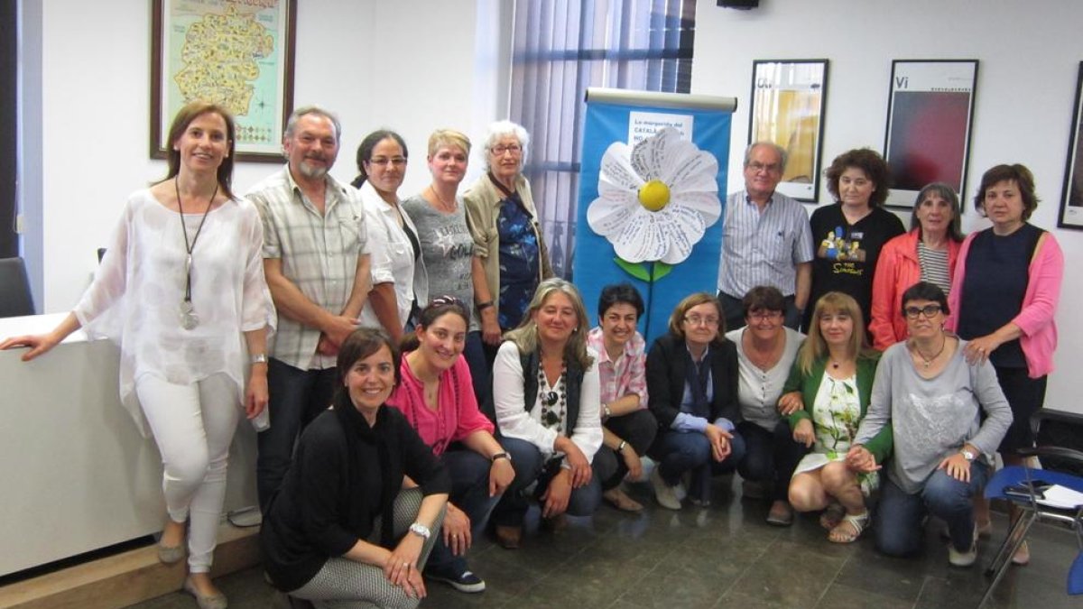 Una quinzena  de persones acaben els cursos de català a Falset