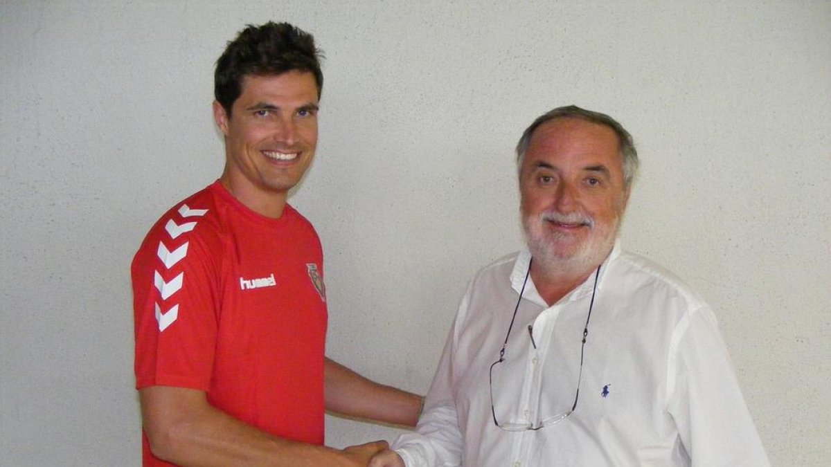 Moritz Vendrell ficha a Roger Rocasalbas