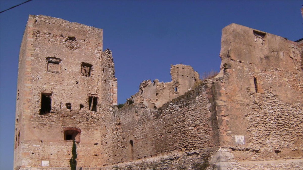 Vallmoll executarà la tercera fase de restauració del castell