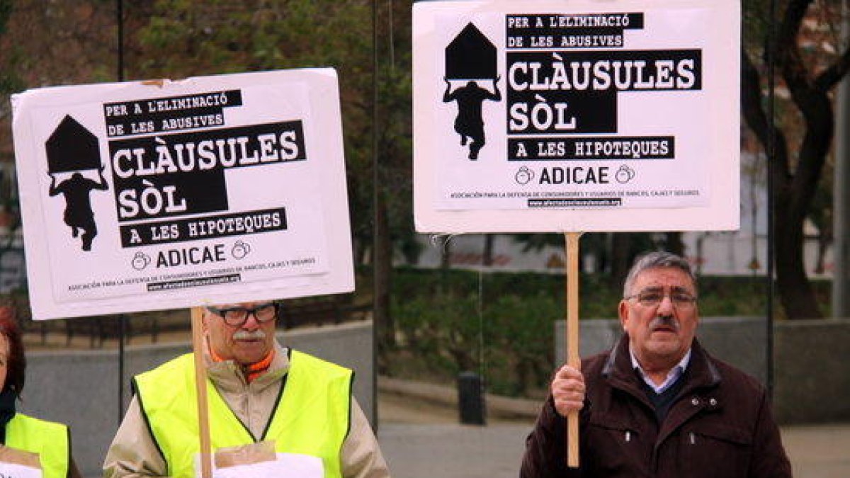 La justicia anula las cláusulas suelo de las hipotecas y condena a la banca a volver el dinero cobrado desde el 2013