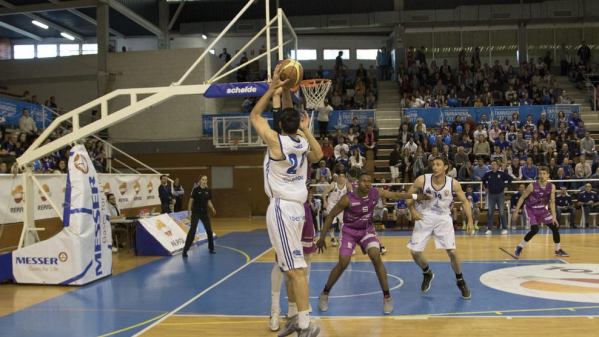 El CBT pot caure de la LEB Plata si 16 equips s'hi inscriuren correctament