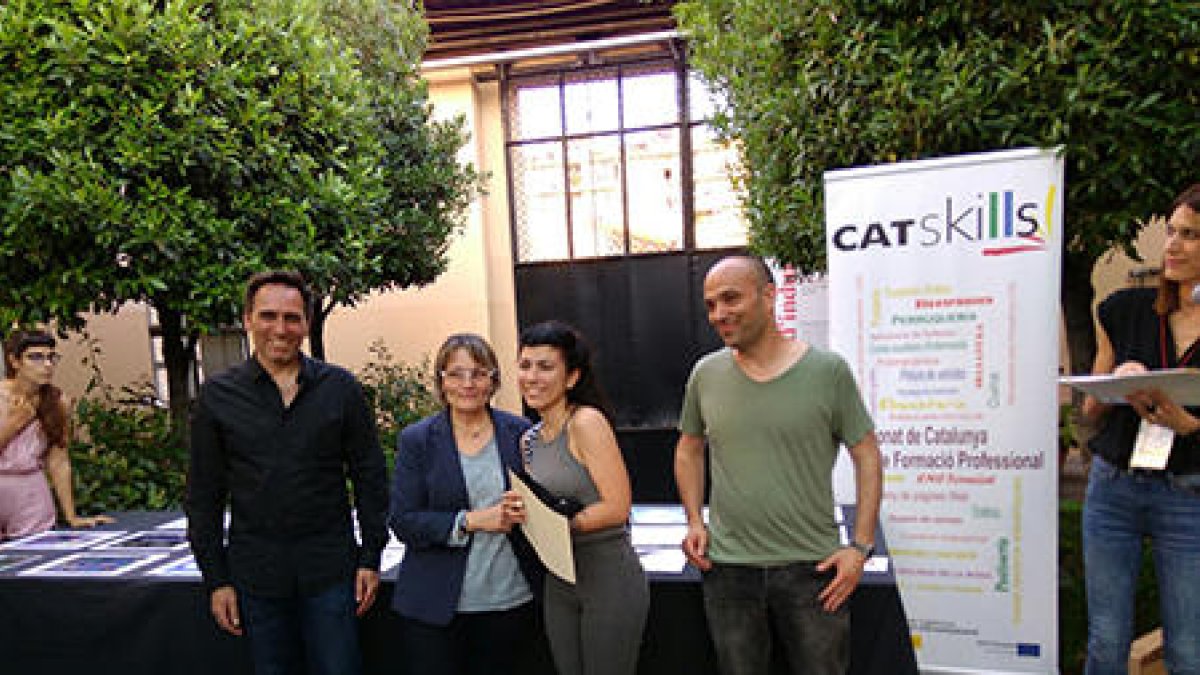 Uno alumna de la Escuela de Arte y Diseño de Tarragona gana la medalla de plata al Catskills d'Il·lustració