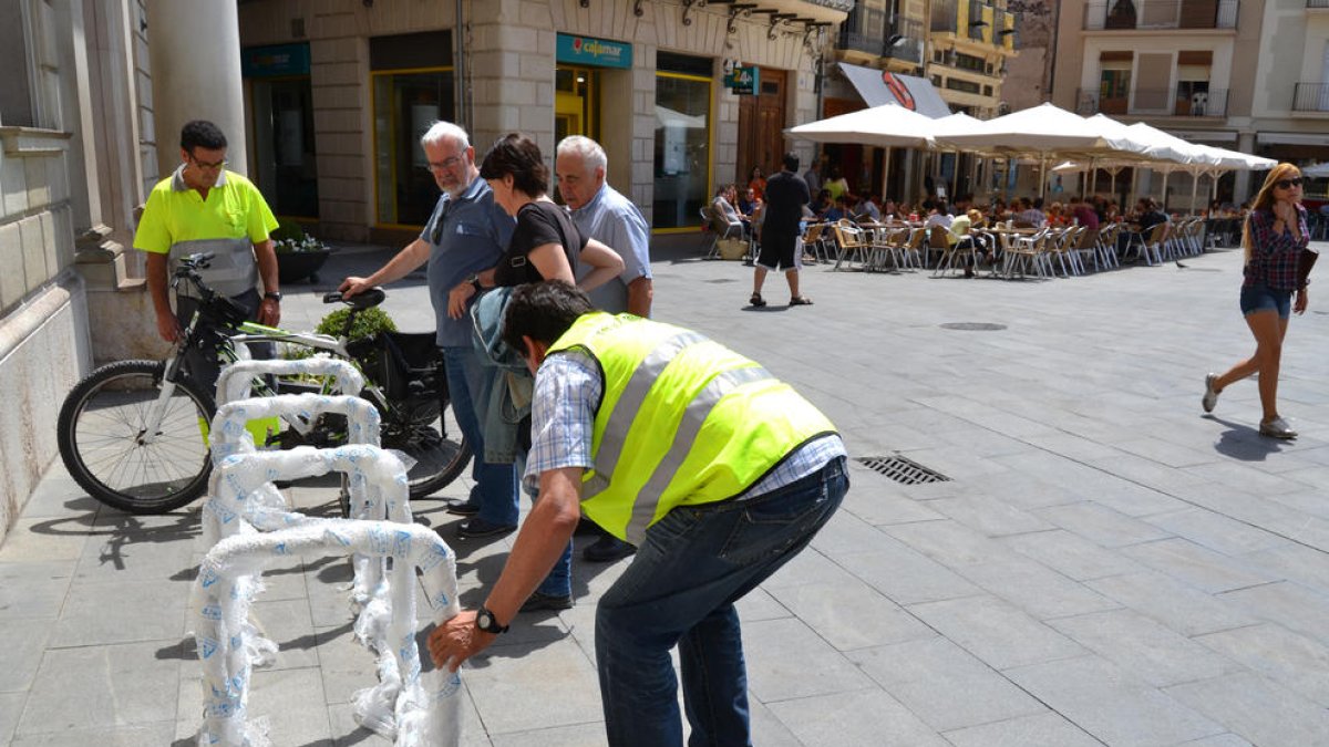 Nuevos parkings e itinerarios de vías preferentes para bicis en el interior del Tomb de Ravals
