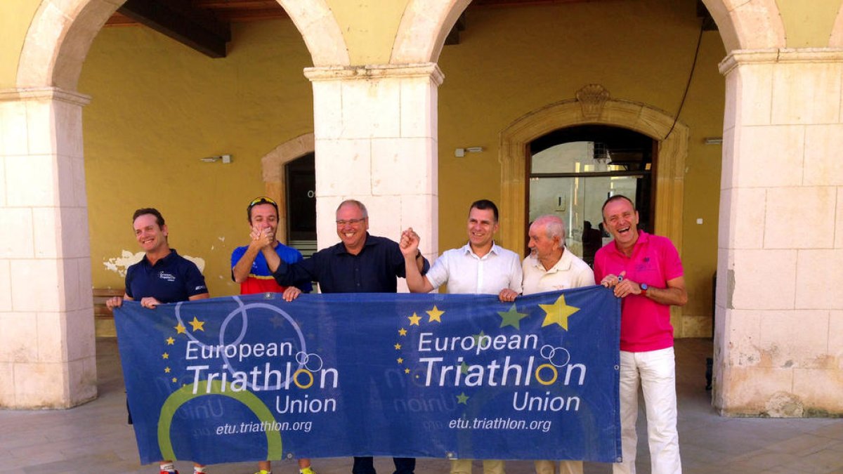 Altafulla se prepara para recibir a los mejores triatletas