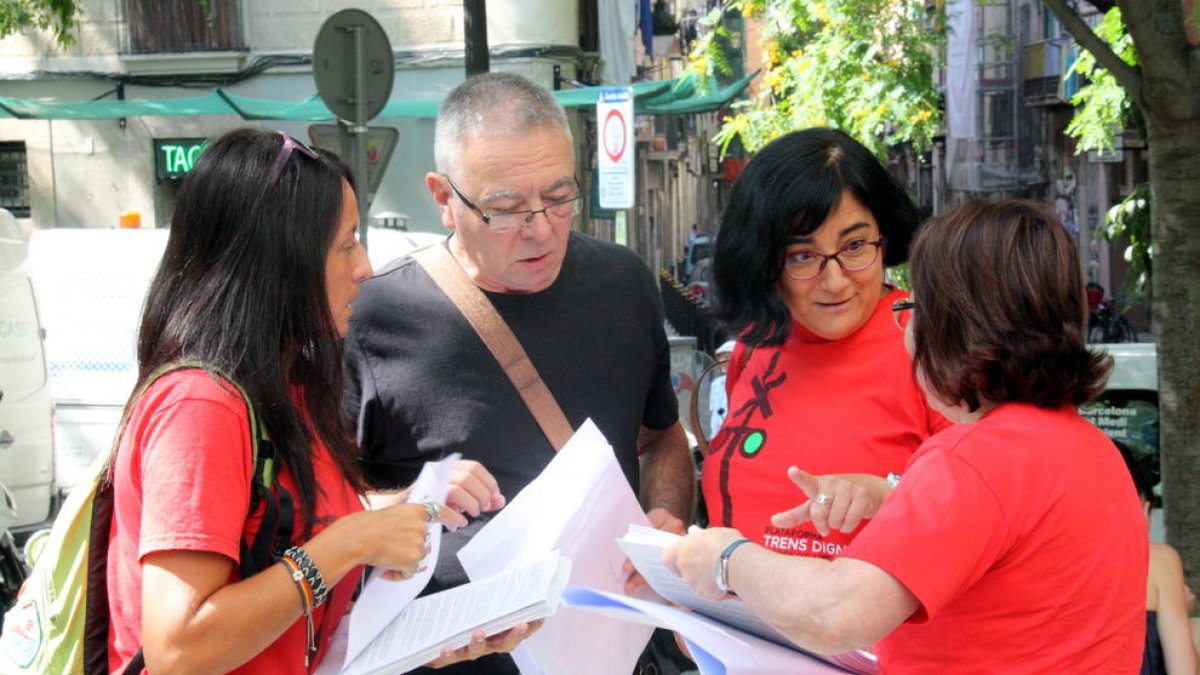 Trenes Dignos Ebro-Priorat, Síndico de Agravios, firmas, avería de Mont-roig