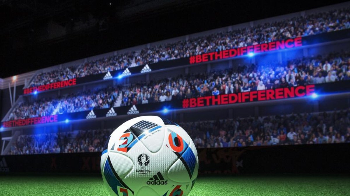 ​Covestro fabrica la pilota de l'Eurocopa 2016