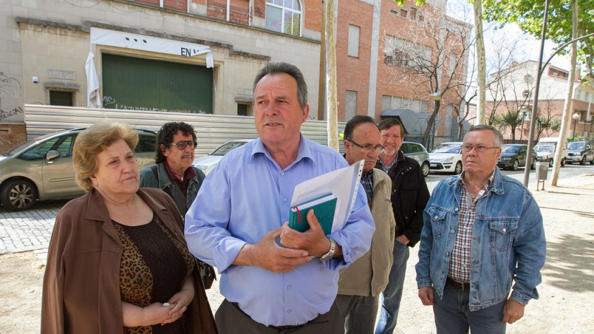 Les associacions de veïns Horts de Miró i Monestir marxen de la Federació