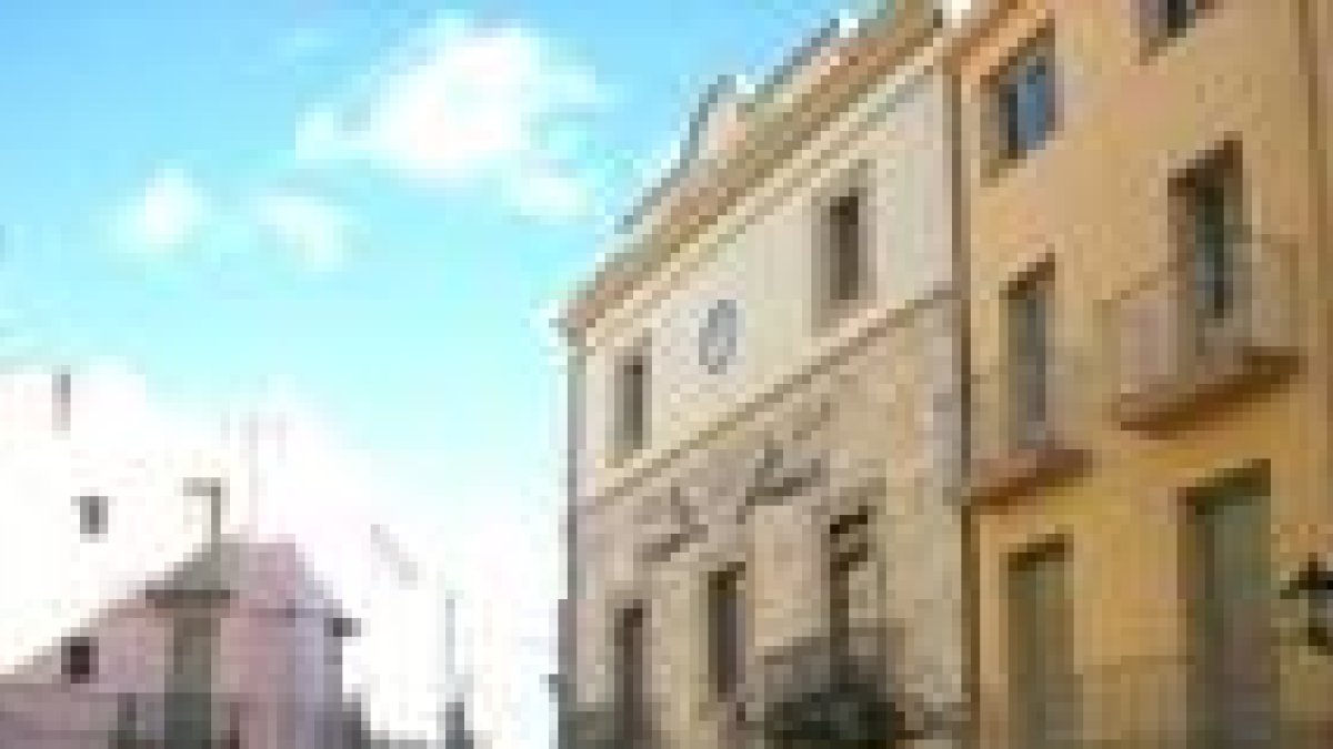 Detenen un treballador de l'Ajuntament de l'Espluga per agressions sexuals a una companya