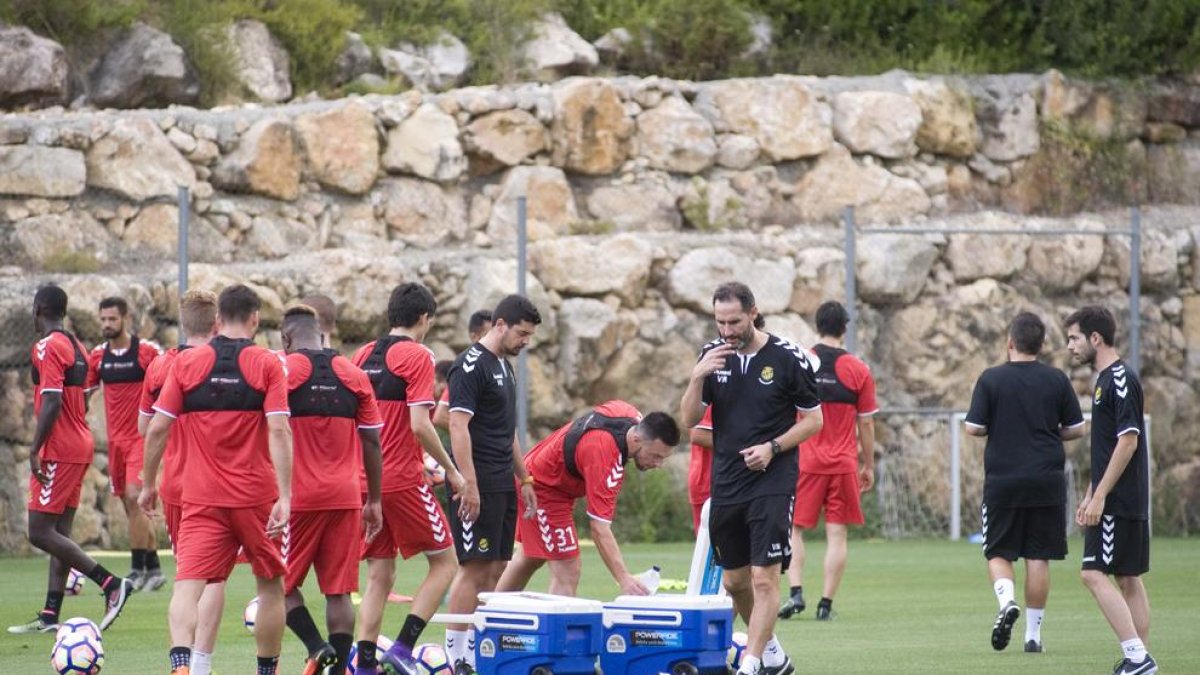 El Nàstic ultima l'arribada de Delgado, dirà adéu a Aburjania i busca davanter