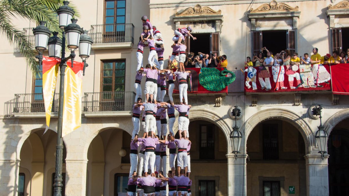 La Jove estrena la gamma extra en una Vilanova de deu