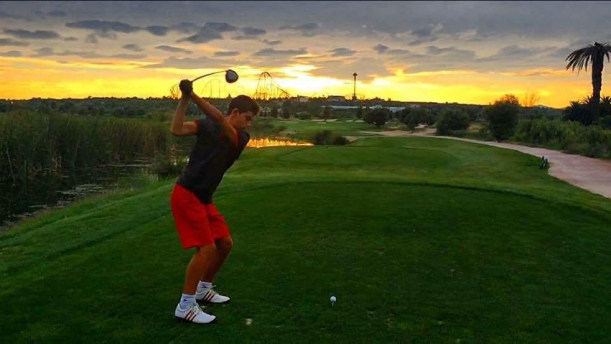 Arnau Pallas Ferrando es proclama guanyador de l'Iron Golf 2016