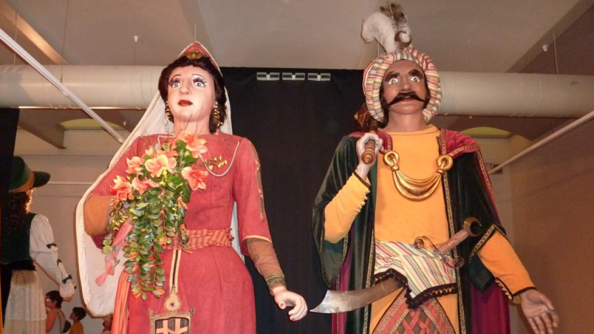 Les festes de Sant Roc donaran la benvinguda als nous vestits dels Gegants