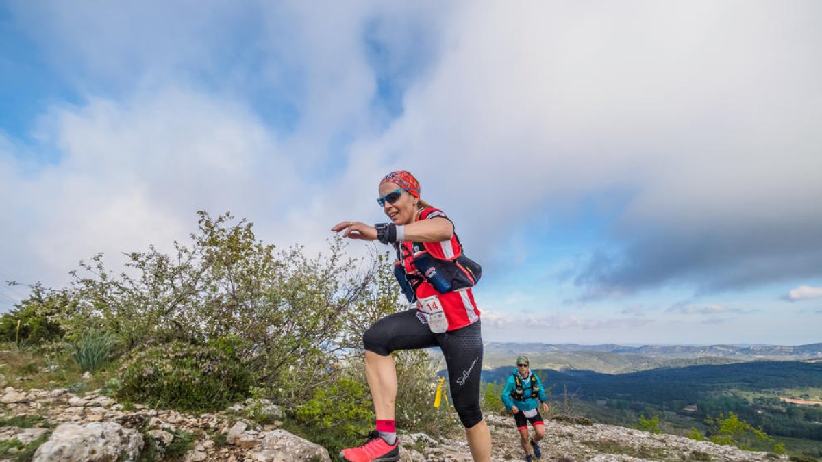 Isaac Riera y Marta Batalla ganan la 6ª Además de Trail Muntanyes de la Costa Daurada