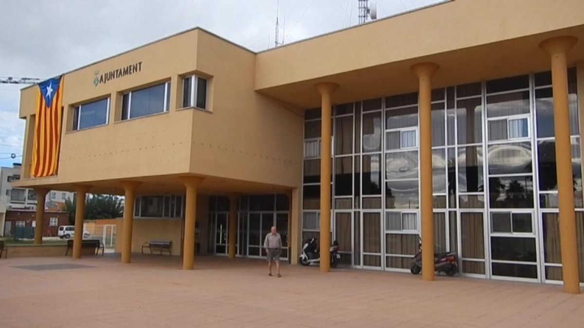 Ajuntaments del Camp i l'Ebre oberts el 6-D