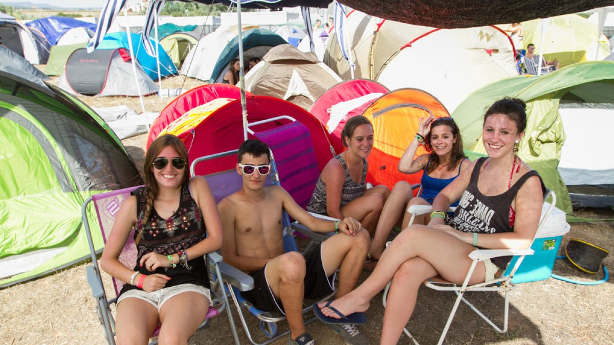 Ja es coneix el cartell definitiu de l'Acampade Jove