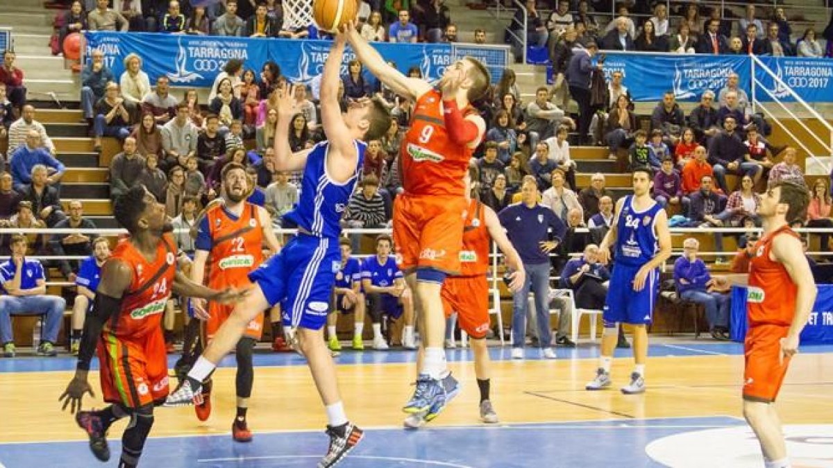 A semifinals per la porta gran