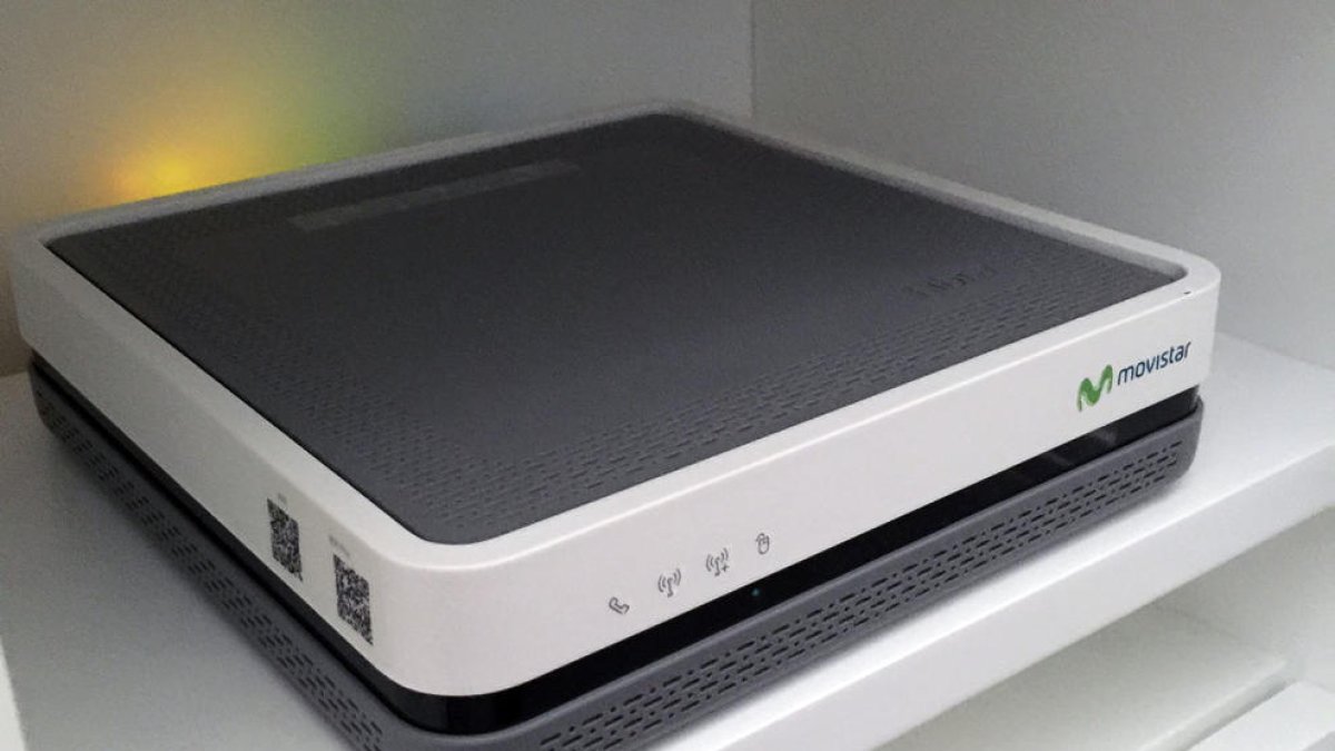 Una nueva app de Movistar permitirá controlar quién se conecta al WiFi de casa desde el mòvil