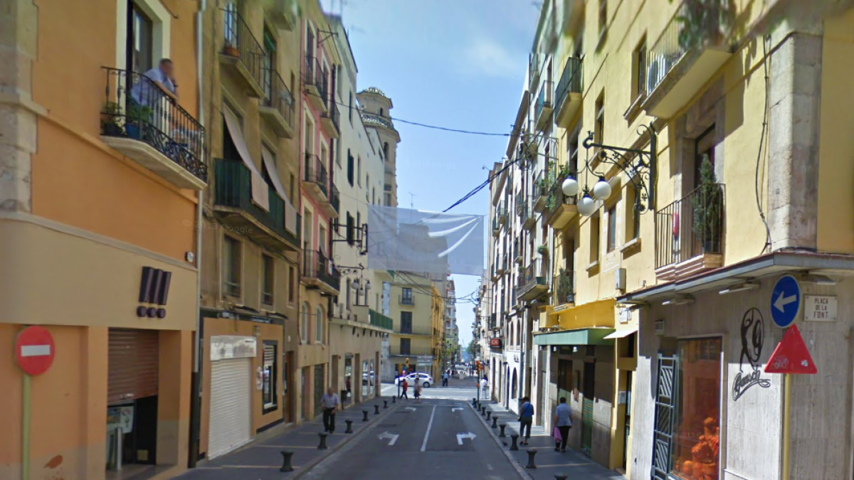 Detinguda per agredir a la seva exparella mentre es feia un selfie i intentar fugir dels agents