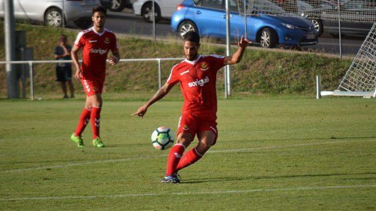 El Nàstic cedeix a Carlos García a la UD Logroñés