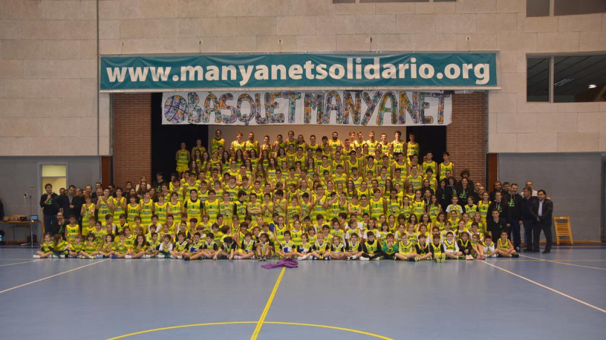 L'escola Pare Manyanet presenta la seva secció de bàsquet
