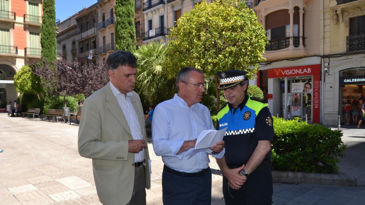 Reus apela a la legislación vigente para regular el velo integral