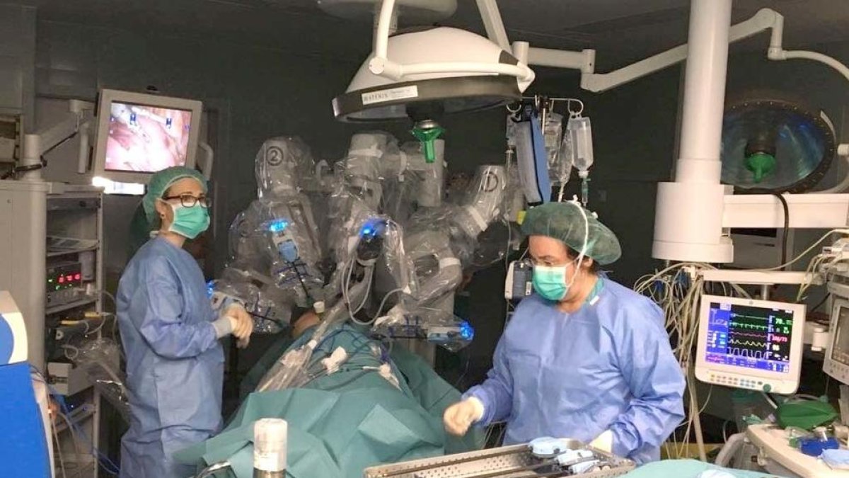 L'Hospital Joan XXIII fa la primera cirurgia robòtica toràcica