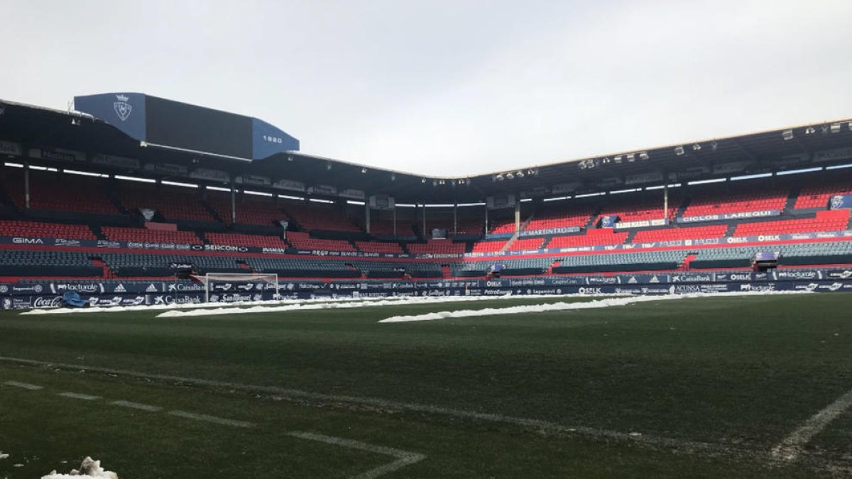 El Sadar ya está a punto para recibir en el Nàstic