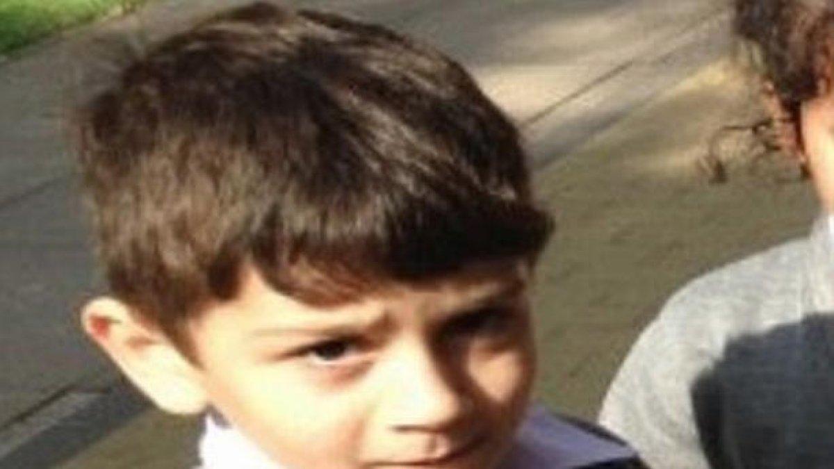 Encuentran a un niño de 7 años delante de su casa muerto por una hipotermia