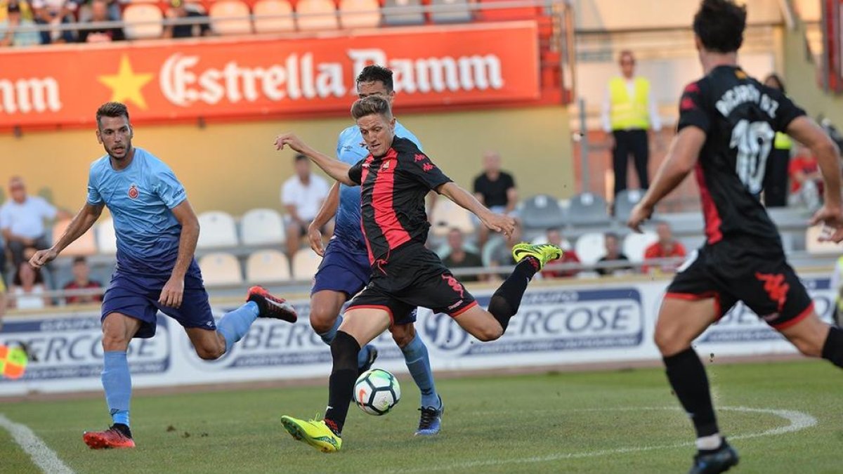 El CF Reus buscarà el primer triomf del curs.