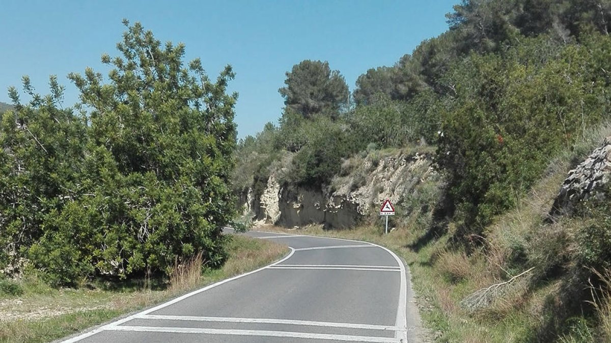 Empiezan las obras de ampliación y mejora de la carretera de acceso a Vespella de Gaià