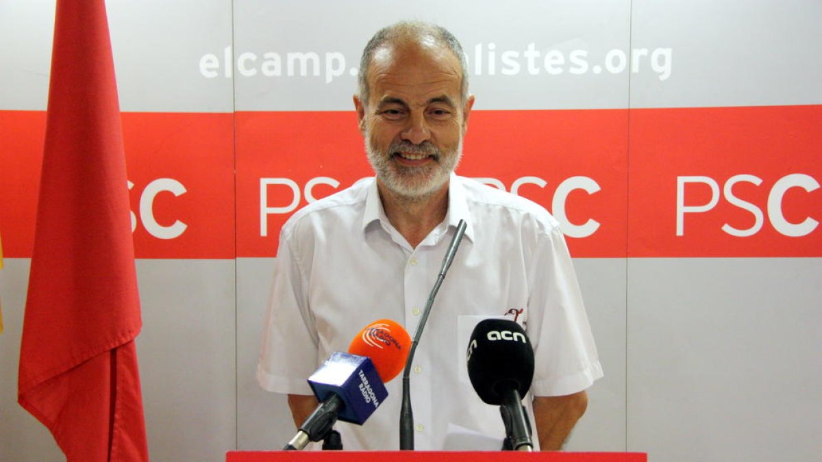 Ruiz apuesta porque el 30% de los universitarios y alumnos de FP tarraconenses disfruten de becas