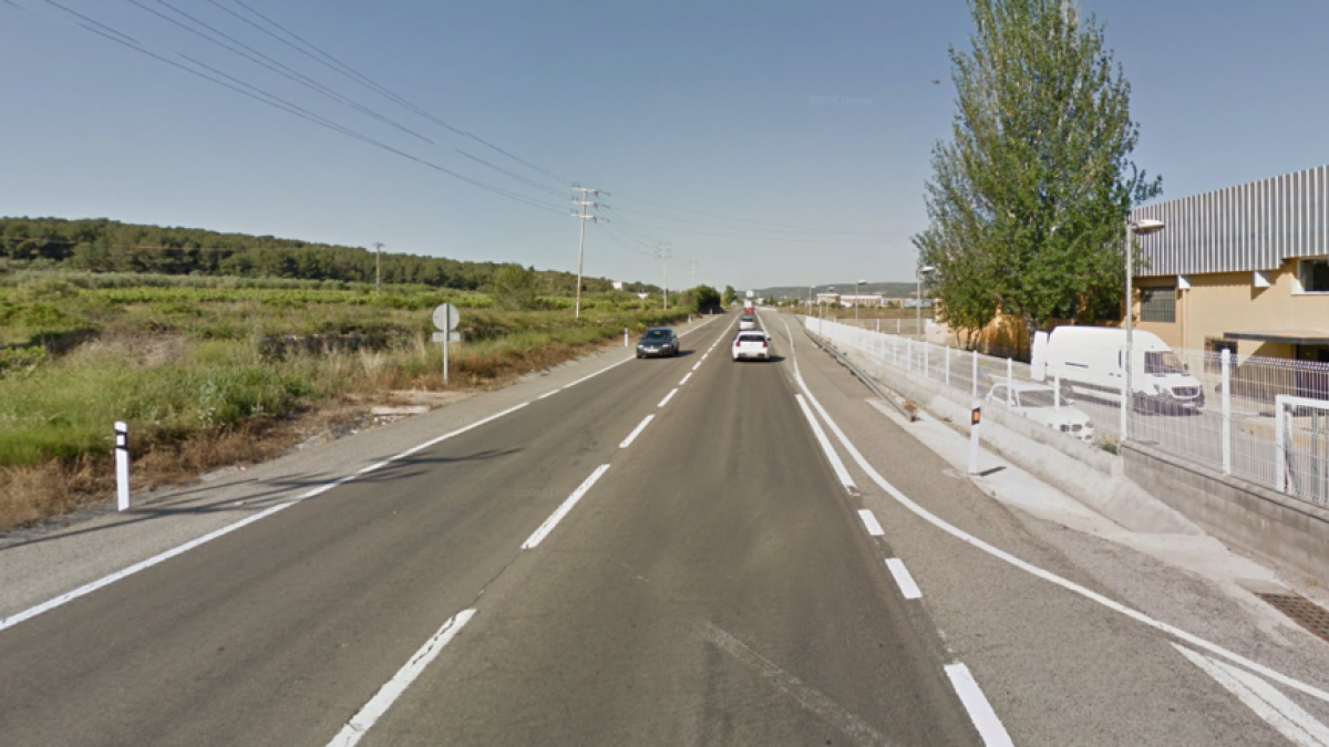 Dos ferits en un accident múltiple entre quatre vehicles a l'N-340