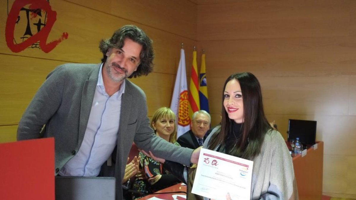 Maria Martínez recibe el 11º Premio PortAventura World a la mejor trayectoria académica en Turismo