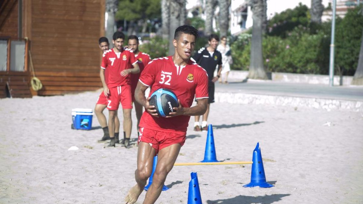 El Nàstic treballa en la rescissió del contracte de Mohammed Rharsalla