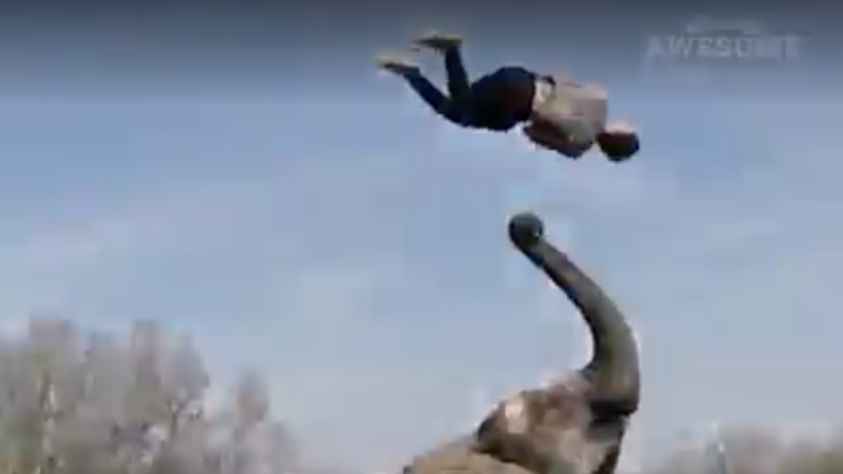 El vídeo que demostra que l'ésser humà és capaç de qualsevol cosa