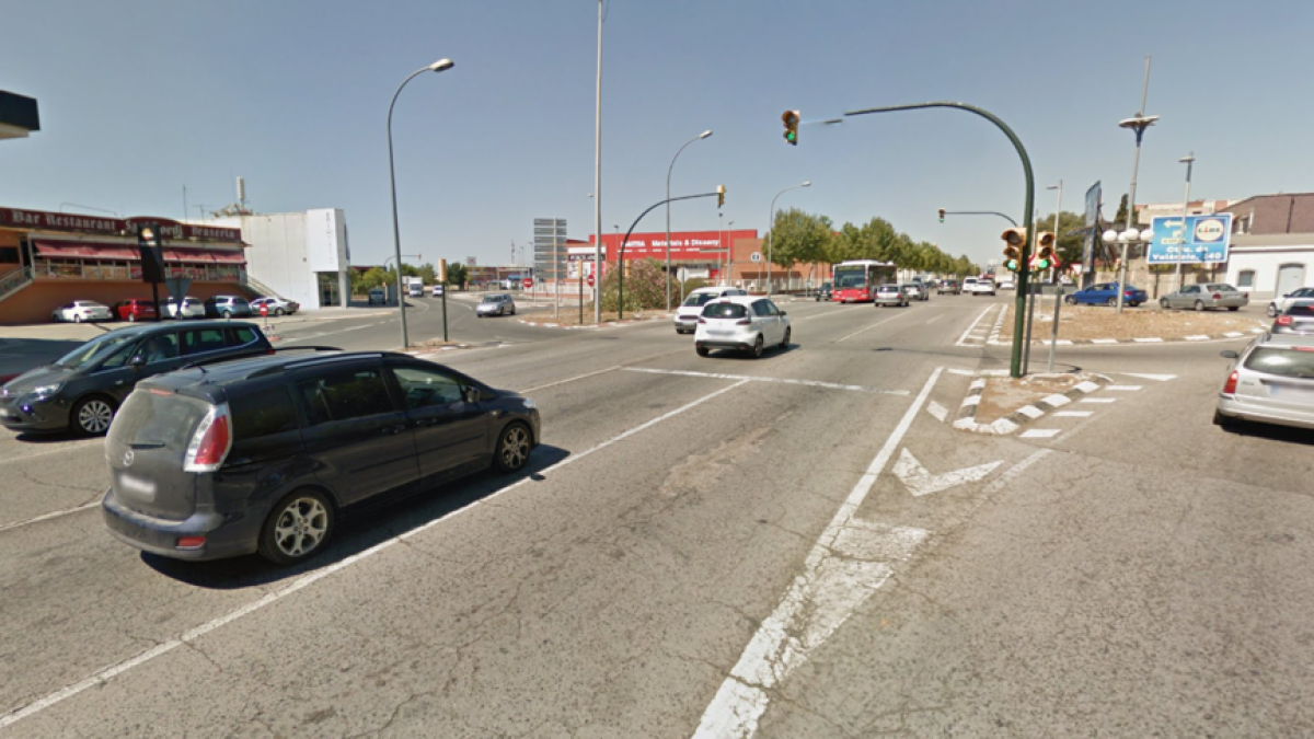 Detingut per quadruplicar la taxa d'alcoholèmia i circular amb el carnet retirat