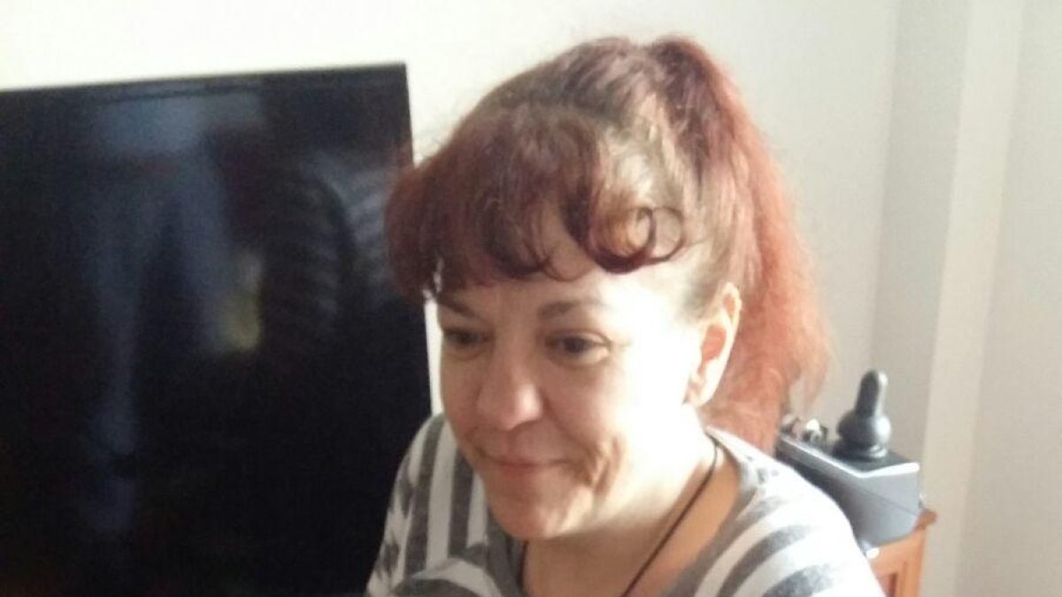 La vecina discapacitada que fue desahuciada ya ha conseguido una silla de ruedas