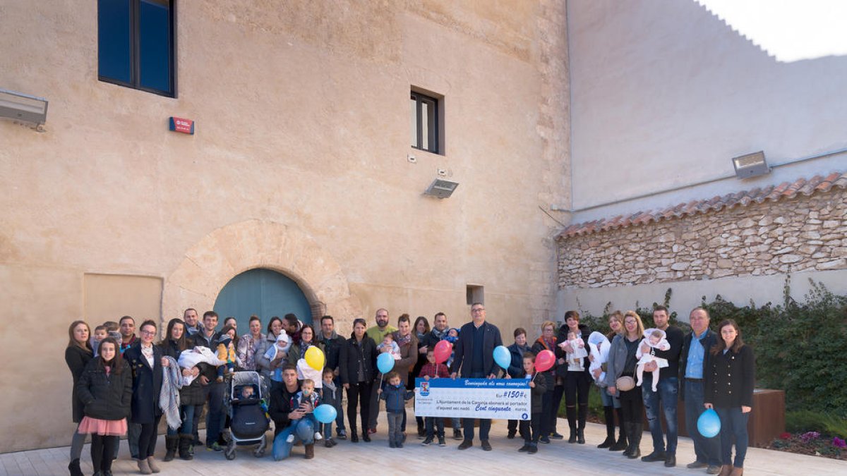 La Canonja dona la benvinguda als seus nadons amb un ajut de 150 euros