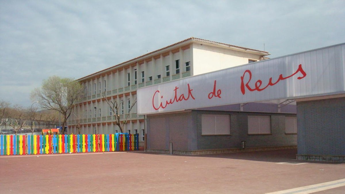 La preinscripció manté tots els grups de P3 tot i la baixada d'alumnes