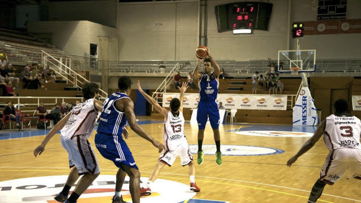 El CBT no pot contra el Sammic i cau a la pròrroga (60-63)