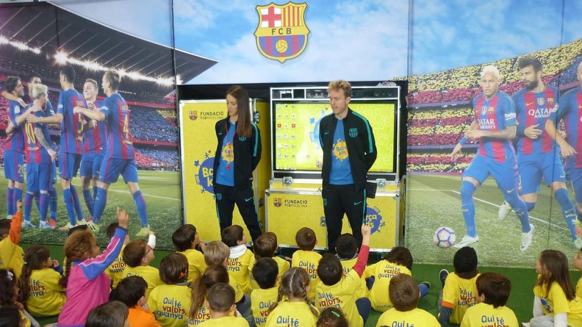 Más de 400 niños del Vendrell participarán en el Barçakids