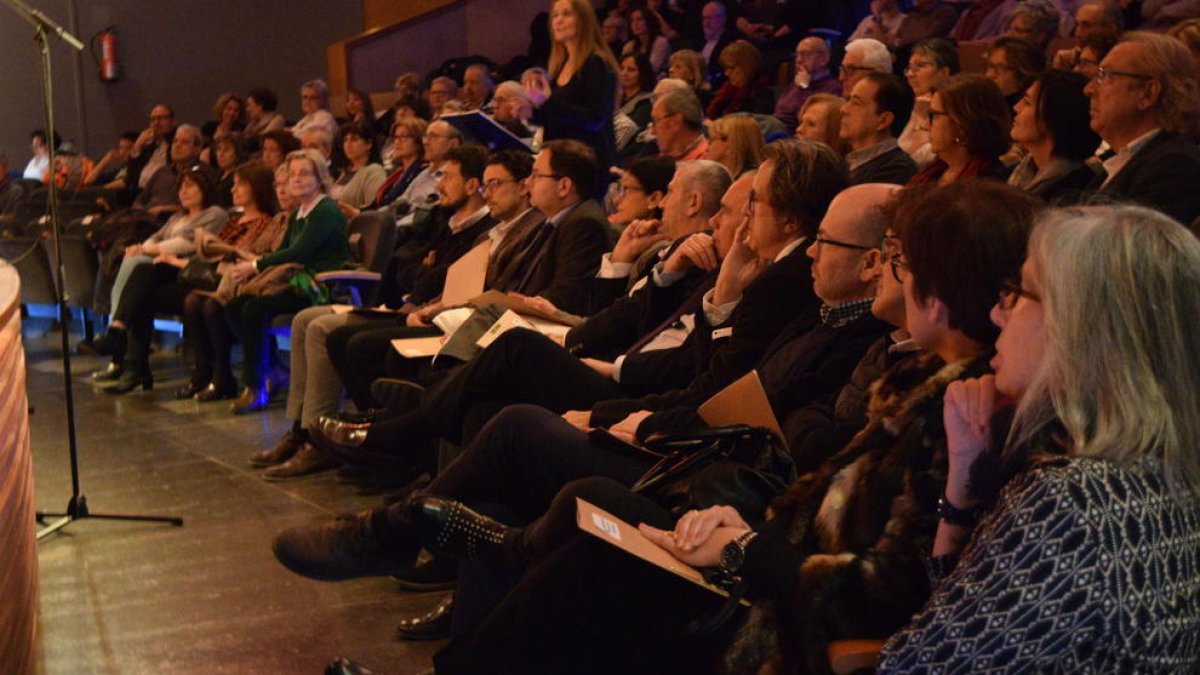L'ICS Camp de Tarragona homenatja els treballadors que es van jubilar durant l'any 2016
