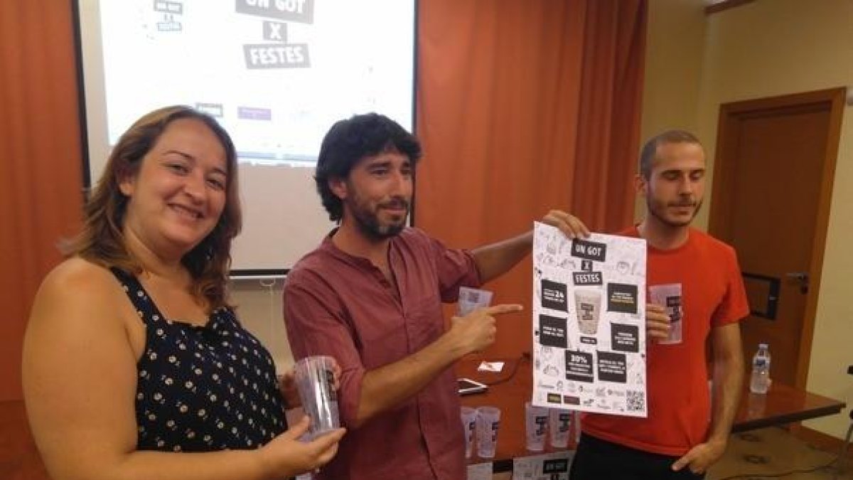 Con el vaso ecológico se quiere reducir un 80% el número de vasos distribuidos