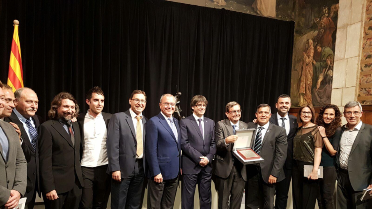 El Club Natació Reus Ploms recibe la Creu de Sant Jordi